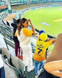 Aishwarya R. Dhanush Instagram - What a match night for a mother it was ! For our #CSK to win on home ground and to see my boys cheer and in full glee ! #momeriesforlife❤️ Finals here we come !  #CSK #sons❤️❤️ #aboutlastnight✨