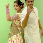 Aishwarya Sharma Bhatt Instagram - Here’s Neil and Aishwarya signing off with a twirl and a twist - hoping your Navratri was as fun-packed as their dance list! 💥✨ Happy Navratri to all, and to all a good night! Outfit @dhoop_by_zankhana Earrings @alittleextra.co.in Hand Cuff @knotmecute Styled By @dinky_nirh HMU @pamperandshine_makeup #GarbaDuo #HappyNavratri #Neiwarya #AishwaryaSharma #NeilBhatt #BiggBossJourney #BB17