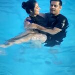 Aishwarya Sharma Bhatt Instagram - Do you have a crazy half…??? 😂😂😂 Sheettuu @sheetalmaulik your laughter 😂😂😂 #aishwaryasharma #neilbhatt #funnyvideos #thehusband #thewife #couplegoals #neilkiaish