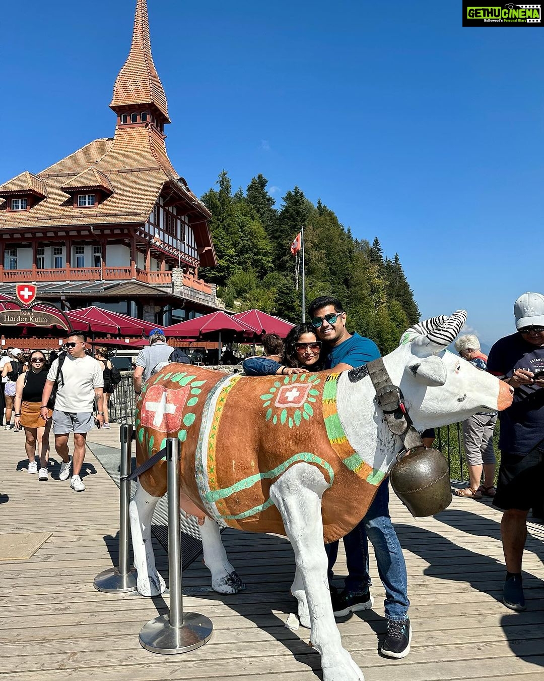 Aishwarya Sharma Bhatt Instagram - Love in the Air ❤️ #interlaken @myswitzerlandin @interlaken @jungfraujochtopofeurope #aishwaryasharma #neilbhatt #switzerland #ineedswitzerland #interlaken #jungfrauregion #neilkiaish #honeymoon