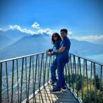 Aishwarya Sharma Bhatt Instagram - Love in the Air ❤️ #interlaken @myswitzerlandin @interlaken @jungfraujochtopofeurope #aishwaryasharma #neilbhatt #switzerland #ineedswitzerland #interlaken #jungfrauregion #neilkiaish #honeymoon