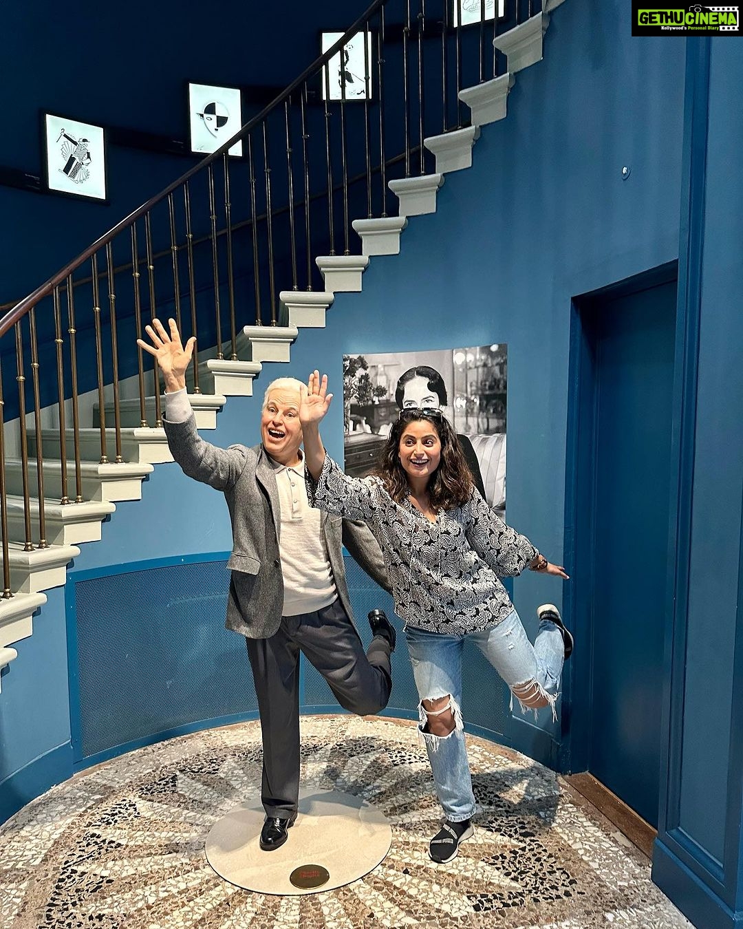 Aishwarya Sharma Bhatt Instagram - Drama is always there 🎭🤪 this time I Chose #montreux for that 🎬😁 @montreuxriviera @chaplins.world @myswitzerlandin #montreuxriviera #chaplinsworld #ineedswitzerland #aishwaryasharma #dramaqueen #switzerland #charlichaplin #freddymercury #queens #wewillrockyou Montreux, Switzerland