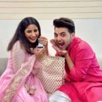 Aishwarya Sharma Bhatt Instagram - Happy Rakshabandhan ❤️🤗🙏🏻 #aishwaryasharma #vihanverma #sharmaverma #bhaibehen #rakshabandhan #rakshabandhan2023