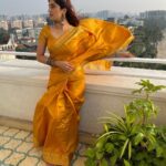 Akasa Instagram - menu v aaunda kudi banna ok? 🙆🏻‍♀️ • • • thank you for the sari, for tying the sari and for taking the pictures @vj_nikon 🫶🏼 • • • • • • • • • • • • • • • • • • • • • • • • • • • • • #akasa #akasasingh #akasasing #akasakebesties #akasians #trending #love #fyp #explore #fashion #ootd #femininegoddess #trendingreels #naagin #shringaar #biggboss #thick #punjaban #trendingsongs #travel #sari #indian
