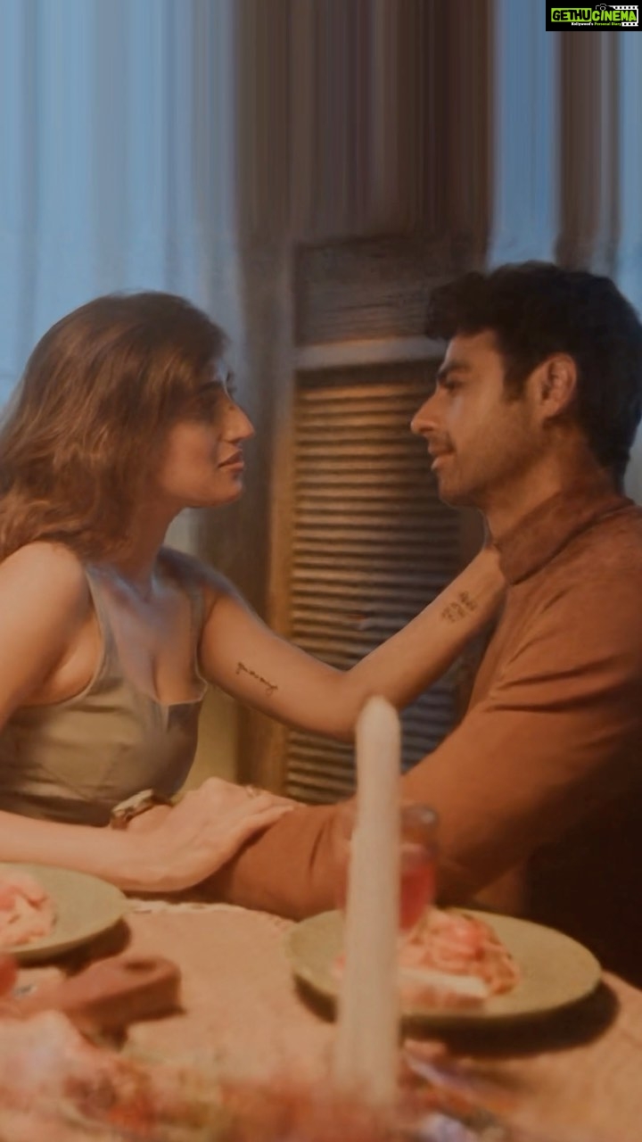 Akasa Instagram - Ever wished you could just slip into a memory and relive it? That’s what makes Manmaani special. ♥️ Step into Noor & Angad’s memories- suspended in time, space & love on September 27 (TOMORROW!) #Manmaani #lumaai • • • • • • • • • #akasa #akasasingh #akasasing #akasakebesties #akasians #trending #love #fyp #explore #fashion #ootd #trendingreels #naagin #shringaar #biggboss #punjaban #trendingsongs #travel #newmusic #lovesong #sadsong