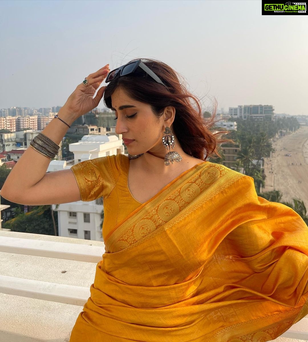 Akasa Instagram - menu v aaunda kudi banna ok? ππ»ββοΈ β’ β’ β’ thank you for the sari, for tying the sari and for taking the pictures @vj_nikon π«ΆπΌ β’ β’ β’ β’ β’ β’ β’ β’ β’ β’ β’ β’ β’ β’ β’ β’ β’ β’ β’ β’ β’ β’ β’ β’ β’ β’ β’ β’ β’ #akasa #akasasingh #akasasing #akasakebesties #akasians #trending #love #fyp #explore #fashion #ootd #femininegoddess #trendingreels #naagin #shringaar #biggboss #thick #punjaban #trendingsongs #travel #sari #indian
