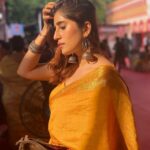 Akasa Instagram - menu v aaunda kudi banna ok? 🙆🏻‍♀️ • • • thank you for the sari, for tying the sari and for taking the pictures @vj_nikon 🫶🏼 • • • • • • • • • • • • • • • • • • • • • • • • • • • • • #akasa #akasasingh #akasasing #akasakebesties #akasians #trending #love #fyp #explore #fashion #ootd #femininegoddess #trendingreels #naagin #shringaar #biggboss #thick #punjaban #trendingsongs #travel #sari #indian
