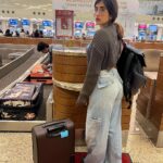 Akasa Instagram - Istanbul gig dump #2 🤌🏼 ft @aasa.sing • • • • • • #akasa #akasasingh #akasasing #akasakebesties #akasians #trending #love #fyp #explore #fashion #ootd #femininegoddess #trendingreels #naagin #shringaar #biggboss #thick #punjaban #trendingsongs #travel #istanbul #turkey Renaissance Polat Istanbul Hotel
