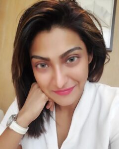 Akshara Reddy Instagram - Love u guys sooo soooo much 🤗🤗🤗🤗 I'm enjoying each and  every bit of it.. the way u guys shower me with so much of love.. its my dream come true moment.. THANKS TO ALL  MY LOVELY FANS FROM THE BOTTOM OF MY HEART!! 
Im really sorry the meet and greet is getting delayed due to covid protocols.. but I wil make sure I meet u guys very very soon.. 🤗🤗🤗 lots and lots of love to u guys..