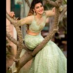 Akshara Reddy Instagram – Makeup – @pavash_ , @yolo.offl
Hair – @mani_stylist_ 
Jewellery- @konikajewellery
Costume: @mabia_mb
Assisted by – @mahasacademy students
Photographer – @camerasenthil
Location- @somersetchennai
Organized by @rrajeshananda 

Let me know if you liked my look. 🥰🥰

#Akshara #aksharareddy #aksharabiggboss #taskqueen #fitnessqueen #beautyqueen #beautypageantwinner #internationalbeautypageant #guggu #guggupapa #bigbosss5tamil #biggbosstamil #bigboss #getfitwithakashra #fitnessfriday #womensday #strongwomen #instareels #instareelsindia #actor #model  #modelshoot