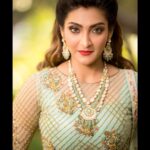 Akshara Reddy Instagram – Makeup – @pavash_ , @yolo.offl
Hair – @mani_stylist_ 
Jewellery- @konikajewellery
Costume: @mabia_mb
Assisted by – @mahasacademy students
Photographer – @camerasenthil
Location- @somersetchennai
Organized by @rrajeshananda 

Let me know if you liked my look. 🥰🥰

#Akshara #aksharareddy #aksharabiggboss #taskqueen #fitnessqueen #beautyqueen #beautypageantwinner #internationalbeautypageant #guggu #guggupapa #bigbosss5tamil #biggbosstamil #bigboss #getfitwithakashra #fitnessfriday #womensday #strongwomen #instareels #instareelsindia #actor #model  #modelshoot