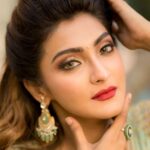 Akshara Reddy Instagram – Makeup – @pavash_ , @yolo.offl
Hair – @mani_stylist_ 
Jewellery- @konikajewellery
Costume: @mabia_mb
Assisted by – @mahasacademy students
Photographer – @camerasenthil
Location- @somersetchennai
Organized by @rrajeshananda 

Let me know if you liked my look. 🥰🥰

#Akshara #aksharareddy #aksharabiggboss #taskqueen #fitnessqueen #beautyqueen #beautypageantwinner #internationalbeautypageant #guggu #guggupapa #bigbosss5tamil #biggbosstamil #bigboss #getfitwithakashra #fitnessfriday #womensday #strongwomen #instareels #instareelsindia #actor #model  #modelshoot