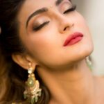Akshara Reddy Instagram - Happy Women's day guys...🧡🧡 Feel beautiful, everyday! Shine on , always 💎 Makeup - @pavash_ , @yolo.offl Hair - @mani_stylist_ Jewellery- @konikajewellery Costume: @mabia_mb Assisted by - @mahasacademy students Photographer - @camerasenthil Location- @somersetchennai Organized by @rrajeshananda #Akshara #aksharareddy #aksharabiggboss #taskqueen #fitnessqueen #beautyqueen #beautypageantwinner #internationalbeautypageant #guggu #guggupapa #bigbosss5tamil #biggbosstamil #bigboss #getfitwithakashra #fitnessfriday #womensday #strongwomen #instareels #instareelsindia #actor #model #modelshoot