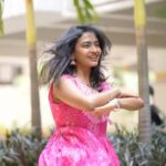 Alekhya Harika Instagram - Heyo! Don’t you feel like dancing with me too? 💃🏻 I just can’t get over this song and this beautiful film! Watch #BalagamOnPrime now, if you haven’t already! 💙 @primevideoin #reels #trendingreels #reelitfeelit #trend