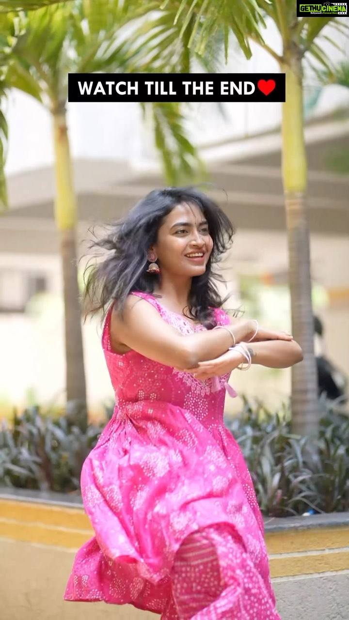 Alekhya Harika Instagram - Heyo! Don’t you feel like dancing with me too? 💃🏻 I just can’t get over this song and this beautiful film! Watch #BalagamOnPrime now, if you haven’t already! 💙 @primevideoin #reels #trendingreels #reelitfeelit #trend