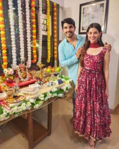 Alice Kaushik Instagram - To blessings & beyond! ♥️😘🧿🙏

#ganpatibappamorya #ganeshchaturthi #kdice
#picoftheday #happiness #instagram #picture