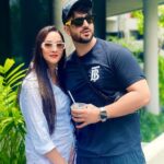 Aly Goni Instagram - Happy happy birthday @ilhamgoni ❤️ You are the best sister in the world 🫶🏻and the strongest person I know ❤️Thank you for always being there god blessss you 😘