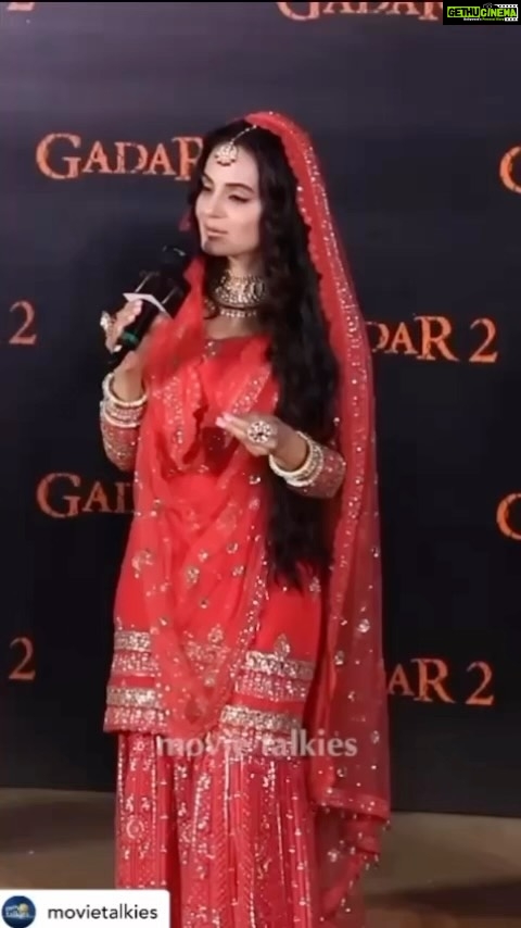 Ameesha Patel Instagram - Trailer launch event of GADAR 2 .. 26th July 2023 SAKINA in her fav @rockystarofficial @rockystar100 Makeup @chettiaralbert Hair @poojaudeshihairdesigns ❤️❤️❤️❤️❤️