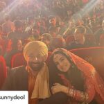 Ameesha Patel Instagram – Posted @withregram • @iamsunnydeol Memorable moments from #Gadar2Trailer Launch 

How did you like the trailer , comment your favourite moments.

Thank you all for your love to #TaraSingh , see you in cinemas on 11th August