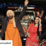 Ameesha Patel Instagram - Posted @withregram • @iamsunnydeol Memorable moments from #Gadar2Trailer Launch How did you like the trailer , comment your favourite moments. Thank you all for your love to #TaraSingh , see you in cinemas on 11th August