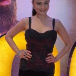 Ameesha Patel Instagram - Posted @withregram • @bollywoodsocietyy Ameesha Patel looks absolutely gorgeous in black ❤️. That 500 club happiness 😍 #ameeshapatel Follow: @bollywoodsocietyy Contact/enquiry: @digitalsukoonn . . #Reel #Reels #Reelsinstagram #ReelsIndia #reelitfeelit #reelkarofeelkaro #reelsvideo #reelsindia #reelsvideo #instagramreels #reelsviral #Reels #reel #reelsinstagram #reelitfeelit #reelkarofeelkaro #reelsvideo #reel #bollywoodpaparazzi