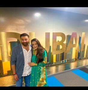 Ameesha Patel Instagram - TARA SINGH n SAKINA in DUBAI …. Promotions n celebrations for GADAR 2 !! 🙏🏻🙏🏻🙏🏻🤲🏻🤲🏻. @iamsunnydeol