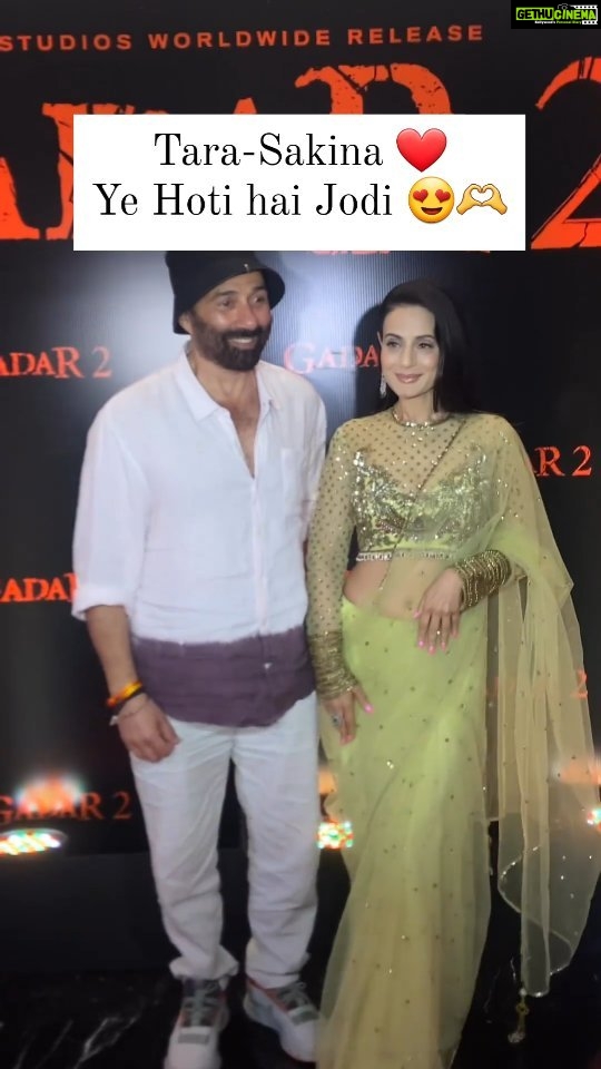 Ameesha Patel Instagram - Tara-Sakina at Success party of Gadar-2 🫶😍❤️ . . . . #ameeshapatel #gadar2 #gadar #bollywood #bollywoodactress #mumbai #sunnydeol #saree #fashionista Mumbai, Maharashtra