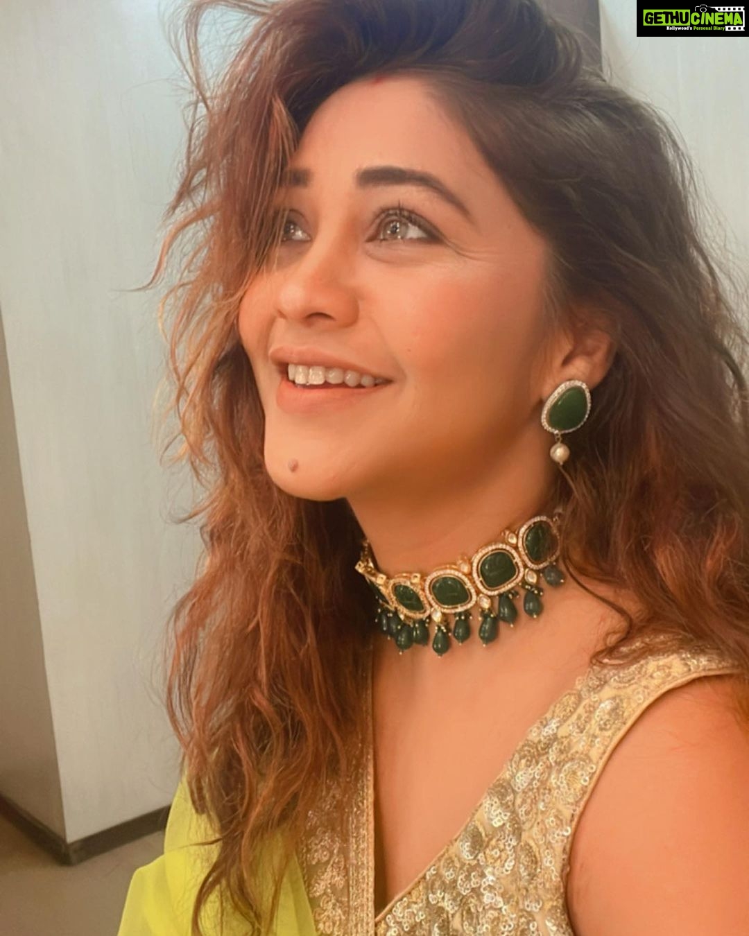 Amrapali Gupta Instagram - Our green valleys will be greener once we fully grasp the infinite vitality of the green!💚