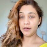 Amrapali Gupta Instagram - जब अचानक बिना बताये बीवी कैमरा लेकर पहुँच जाये और अपनी तारीफ़ में कुछ सुनना चाहे तो मिस्टर पति कि बोलती बंद हो जाती है 😂😂॥… आपके साथ ऐसा होता है क्या ??? 🤣