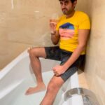 Amrapali Gupta Instagram – @yashsinhaofficial se Maine kaha spa chalte hain , ye bole wine Peete hain . Maine kaha acha ye lo 🤟(posting without asking him🤣😂couldn’t stop myself .. hilarious)