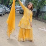 Amrapali Gupta Instagram – “Embrace the divine within and let Krishna’s grace guide your path.” Happy Janmashtami 🪈🦚
Wearing: @nehamtaonline
@socialsbyshi Mumbai, Maharashtra