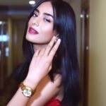 Amrita Rao Instagram – This Song 😍

Does anyone know what language is this?

#trendingreels #trending #trendingsongs #kiliyekiliye