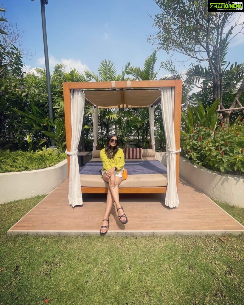 Amrutha Iyengar Instagram - Just … @amariwatergatebangkok Travel Partner @trawel_mart In association with @tourismthailand #tourismthailand #thailandholiday #trawelmartexclusive #trawelmart #thailand #lovemocktail Amari Bangkok
