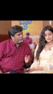 Amrutha Iyengar Instagram - Hahahahahaha this was just 🔥

@anchor_anushreeofficial ♥️

Watch Familypack on @primevideoin 
@ashwinipuneeth.official @prk.productions @prk.audio @likithshetty @arjunkumarsss @thesharmitha_official @official_gurukiran