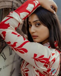 Amrutha Iyengar Instagram - Eyes don’t lie 

#WCCEntertainmentsdigitalcovershoot 

Content director: @arjun.117
Produced: @wcc_entertainments
Creative director: @subramanyabala
Photography: @gowthamlovektm
Make up: @ganesh_makeover
Cinematography: @dop_babu_govindaraju
Costume:@tvarusstudio
Editor:@editor_ganesh
Hair stylist:@rashmitha_glamourholic
Digital partner: @premagicdotcom
Location:@livingreenstudio