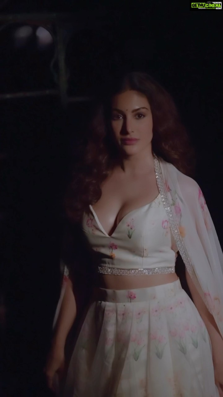 Amyra Dastur Instagram - Desi #barbie 💗 . . . 📸 @dieppj Styled by @thenanditakohli Assisted by @bavleensethi Wearing @lashkaraa Hair @lakshsingh__ MUA @mugshotbyzeba