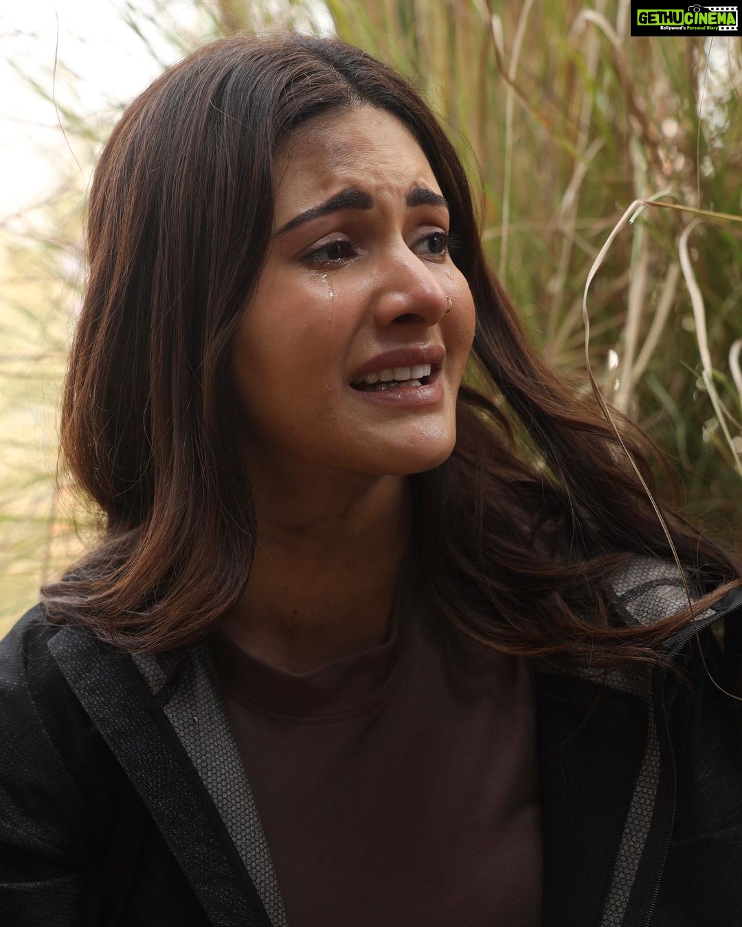Amyra Dastur Instagram - #chidiyandachamba ποΈ 13/10/2023 #nevergiveup π« . @kharourfilms.in @dimplekharour @abhaydeepsinghmutti @keertan15 @prem.singh.sidhu @shivjot.official @nehapawar02 @sharankaur_official @mz.maan