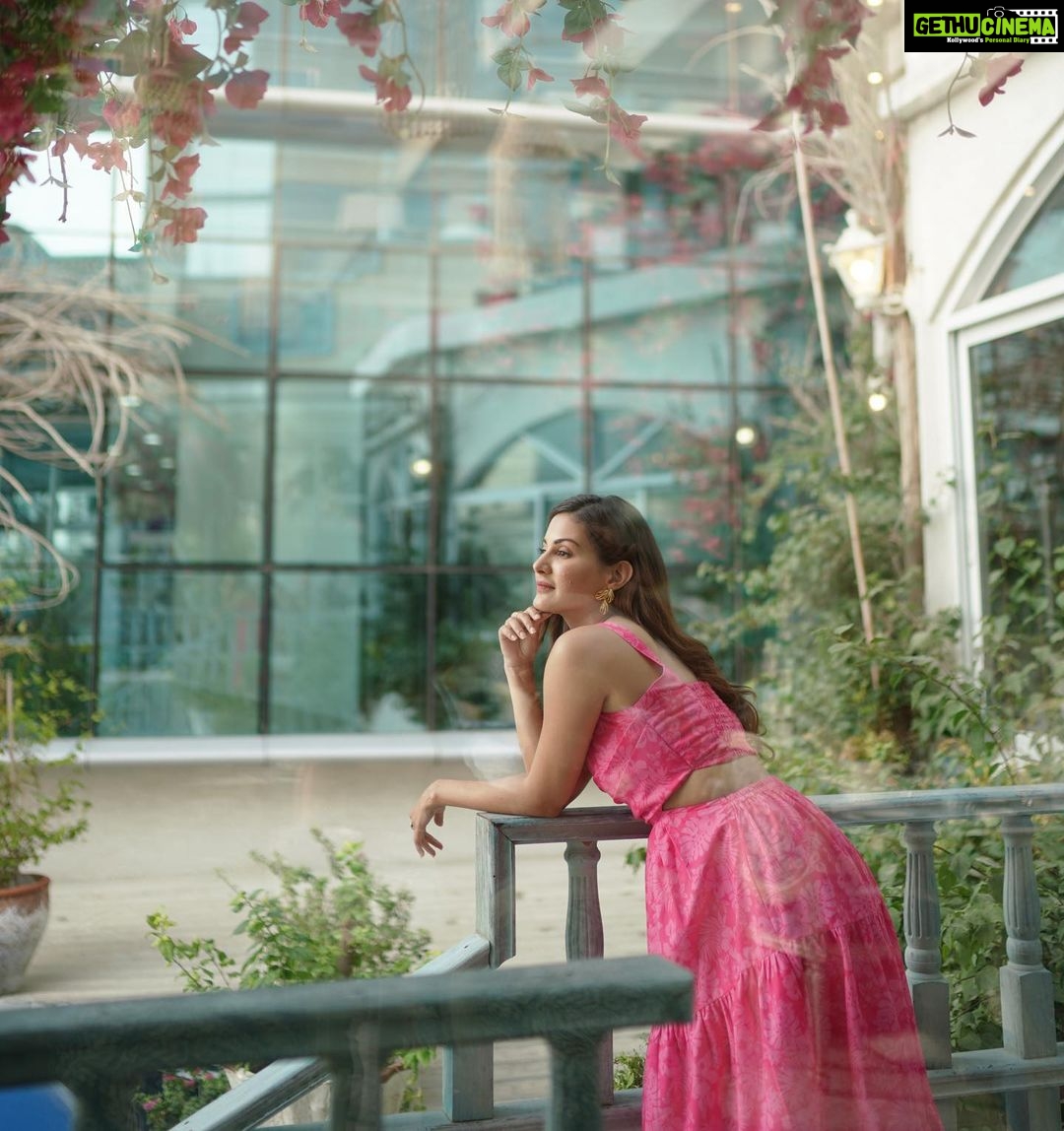 Amyra Dastur - 197.8K Likes - #bts 🎶🎵🎶 #AagLagge 🎵🎶🎵
.
@nirmaan01 @amitprasher @kafproductionsindia