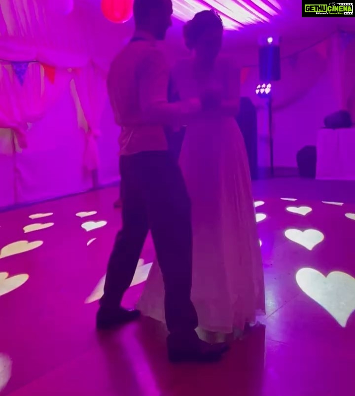 Amyra Dastur Instagram - Dearest @rustamk92 & Izzy congratulations β₯οΈ I wish you nothing but love and happiness! Stay silly and crazy! Thank you for a wonderful day my lovelies πππ»πβοΈπ« Exeter, Devon
