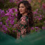 Amyra Dastur Instagram - दिलकशी 🌙 . . . 📸 @dieppj Styled by @thenanditakohli Assisted by @bavleensethi Outfit @printsbyradhika Jewellery @mortantra Hair @lakshsingh__ MUA @mugshotbyzeba Managed by @anusshiarorah