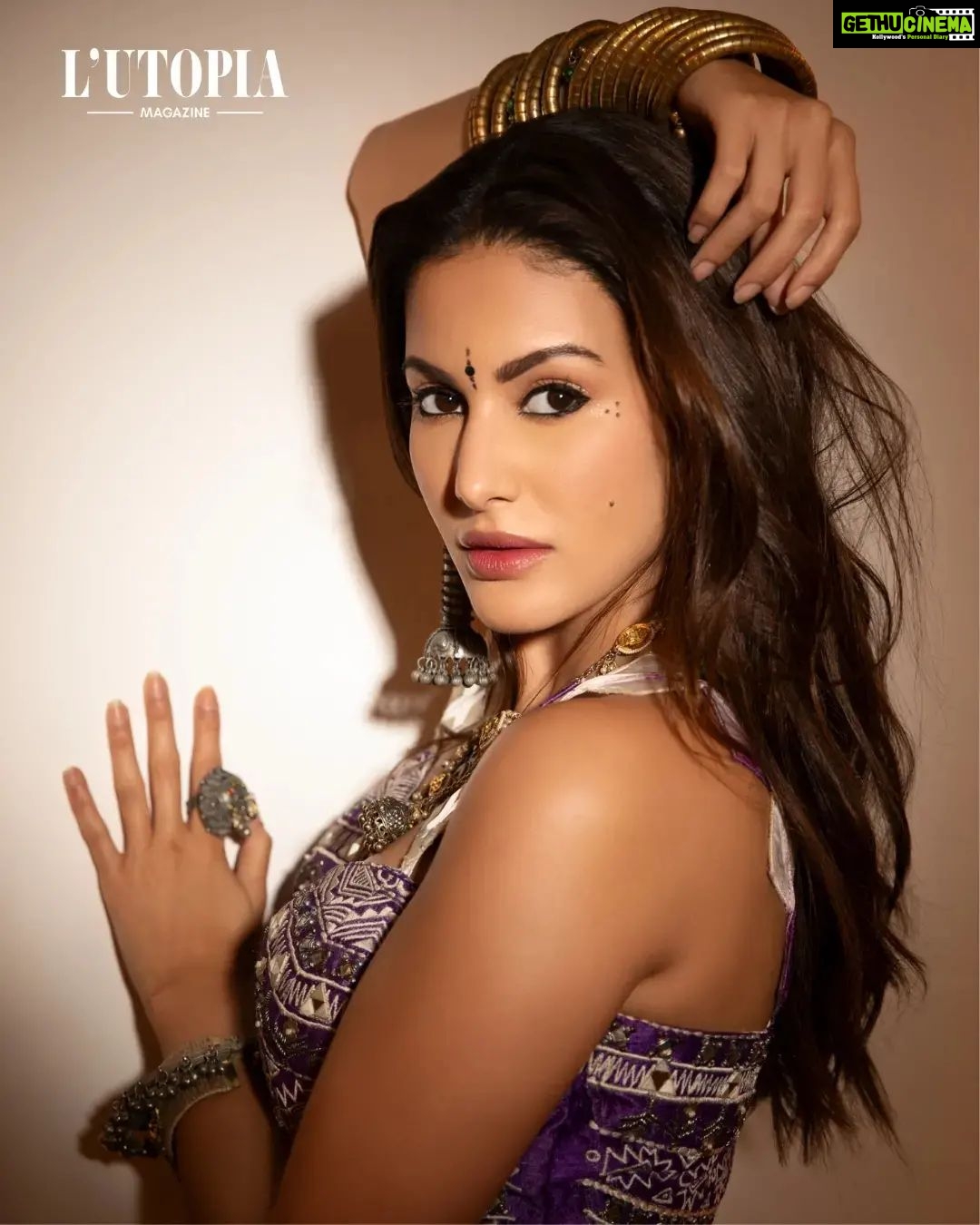 Amyra Dastur Instagram - In an exclusive chat with L'utopia Magazine, Amyra Dastur @amyradastur, speaks about her journey in the entertainment industry and her most memorable moments. "From my early days, auditioning, up until today, I've overcome challenges, learned valuable lessons and grown as an artist. I think each shoot, each scene has something memorable one take from it. My most recent memory is from the sets of Bambai Meri Jaan, the scene where Pari screams at Dara on the road. It’s such a cute scene and the situation itself is quite funny. I was so nervous before that scene because I knew if it wasn’t balanced with the right pint of frustration but also the right amount of love and warmth, it would’ve come out terribly" . Actress - Amyra Dastur @amyradastur Magazine - L’utopia Magazine @lutopiamagazine Founder/Editor-in-chief - Aparajita Jaiswal @davis_griffo Founder - Rahul Kumar @thewildstallion.in . Outfit: @ashnavaswaniofficial Jewellery: @womencode.in . Photographer: Akshay Chavan @akshayphotoartist Stylist : Kishan Pandya @krishi1606 Makeup and Hair: Zeba Sherifff @mugshotbyzeba Photo Editor: Harry @hqbe_retouch Videographer: Jaydeep Solanki @dream_moments__ Interview: Aparajita Jaiswal @davis_griffo Location - @holidayinnmumbai . . . . #lutopiamagazine #amyradastur #bollywood #celebrity #tollywood #bhfyp #beauty #celebritycover #magazinecover #cover #magazine #actress #celebrity #press #media #coverstory #feature #publish #lutopia #lutopiamagazine #model Holiday Inn Mumbai International Airport