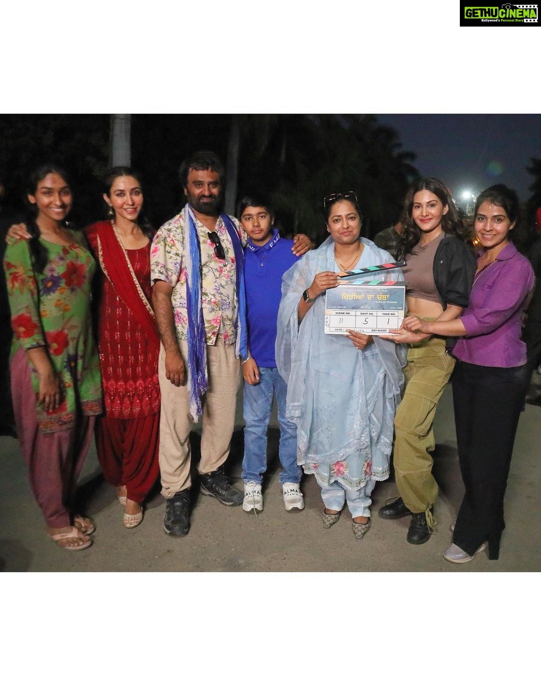 Amyra Dastur Instagram - Some films are just special. Some films just stay in your heart. Some films teach you to grow as an actor. Some films challenge you as a person. And some films just make you smile ♥️ Cheers to our special film - #chidiyandachamba 🕊️ . @dimplekharour @kharourfilms.in @abhaydeepsinghmutti @keertan15 @prem.singh.sidhu @shivjot.official @sharankaur_official @nehapawar02 @mz.maan