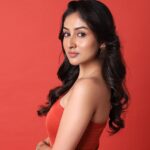 Anchal Sahu Instagram - Day dreamin’♥️💫 . . . . Photographed by @the_pixeleyes @_rohittt01 Makeup & hair @sunnyroyy_official Styled by @shrutiyamganti0218 Designer @jiya_fashion_designer Accessorized by @itahdnura