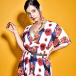 Angana Roy Instagram - Future face of t town @anganaroyy glamming up your day 💖 Kolkata - The City of Joy