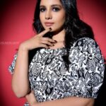 Angana Roy Instagram - Dressing the part Stylist -@debusbydebashis Makeup -@makeupartistaaryaa_64 Hair - @sontai_sontai1111 Photographer - @tanmoy_adhikary @sutapamondal #reelsinstagram #reelsindia #sundaypost #sundayvibes #designerwear #dressup #fashionshoot #reelsinstagram #songoftheday ##anganaroy #lovefromA