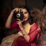 Angana Roy Instagram - Jo utra so doob gaya, jo dooba so paar. Project for @koi.worldwide Direction - @sinhakounteya Scenography and Set Design - @oiendrilaraykapur Photographers - @snehadeepdas @pandeyrana @nilayan.jpeg Makeup - @makeupartist.samrat Styling - @bavanya_thestylist Accessories -@bhramori.roy #photoseries #maaersaree #mondaymood #saree #bengalilook #postoftheday #indianattire #ethnic #conceptart #conceptphotoshoot #artsy #lovefromA