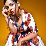 Angana Roy Instagram - Unfazed. Stylist - @debusbydebashis Photography -@tanmoy_adhikary @sutapamondal Makeup - @makeupartistaaryaa_64 Hair - @sontai_sontai1111 #newpost #newlook #photosoftheday #designerwear #abstract #thursday #thursdayvibes #artsy #lookbook #lookoftheday #fashionshoot #lovefromA