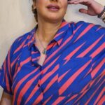 Anisha Hinduja Instagram - Its always fun to do something new #🤣 #instagood #cute #tbt #me #smile #makeup #beautiful #❤️ to all in in