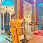 Anisha Hinduja Instagram – Krishna janmashtami on set #❤️ #kundalibhagya
#festive #mood #celebration #dress #instagood #bonding #happiness #gratitude #🙏