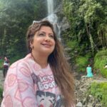 Anisha Hinduja Instagram – There is beauty around every bend #❤️❤️❤️ #waterfalls #mountains #naturelovers 
#nofilter #onlyme #loveyourself #gratitudeattitude